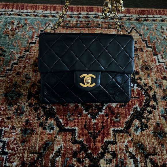 SOLD**Chanel Vintage Classic Mini Bijoux Chain Single Flap Bag - Picture 3 of 14